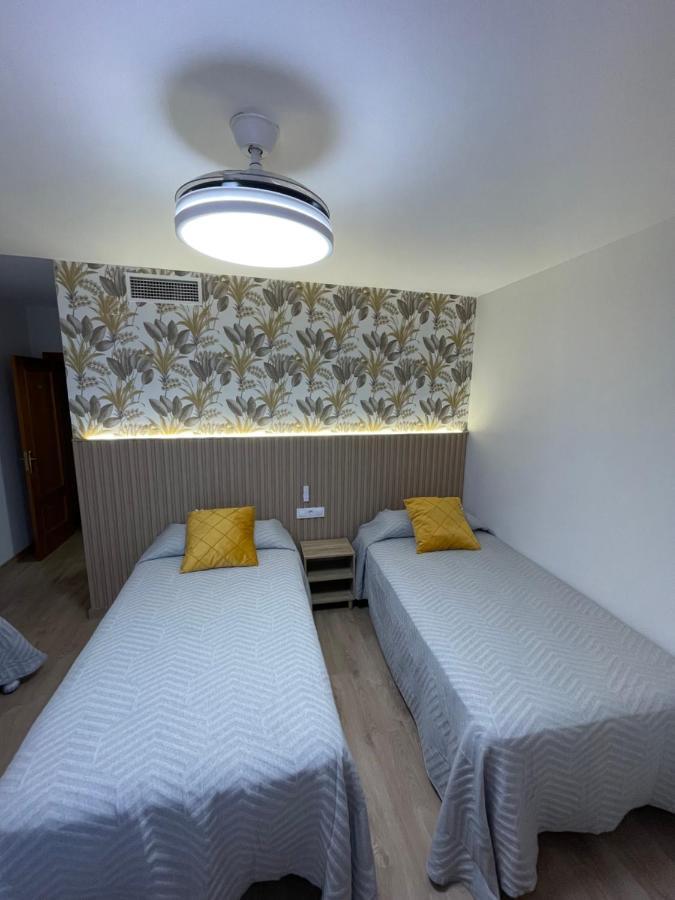 Hostal Calderon De La Barca Zalamea de la Serena Екстериор снимка
