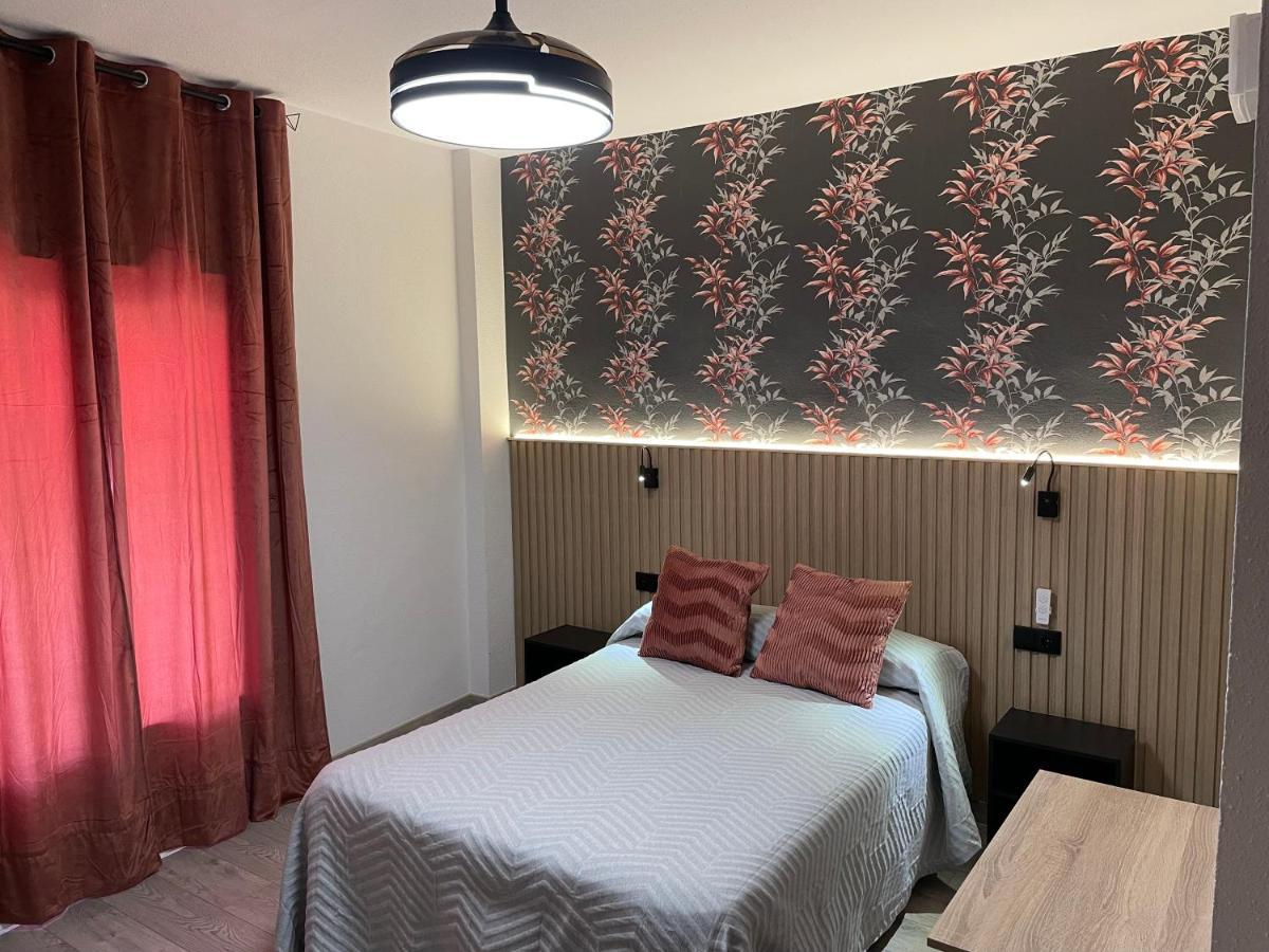 Hostal Calderon De La Barca Zalamea de la Serena Екстериор снимка