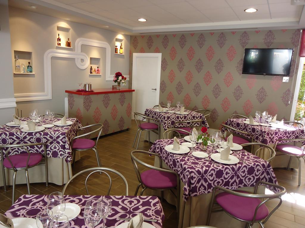 Hostal Calderon De La Barca Zalamea de la Serena Екстериор снимка