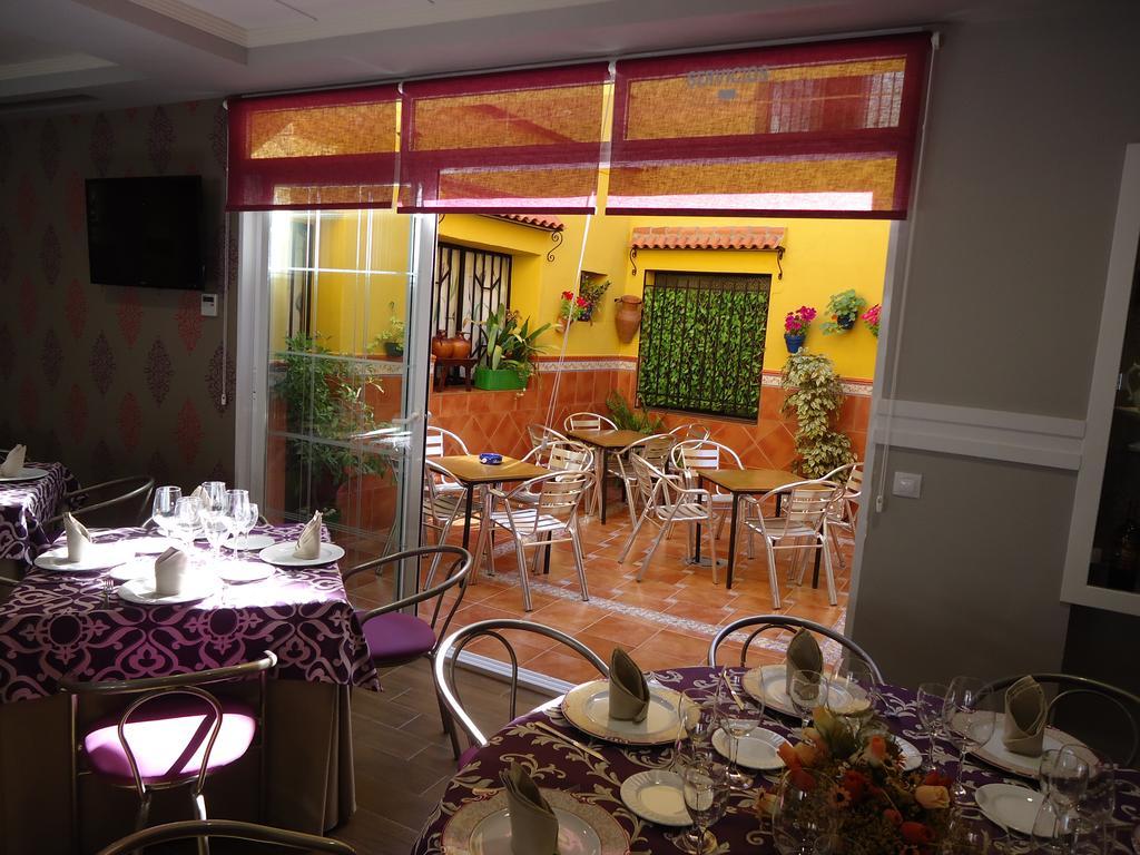 Hostal Calderon De La Barca Zalamea de la Serena Екстериор снимка